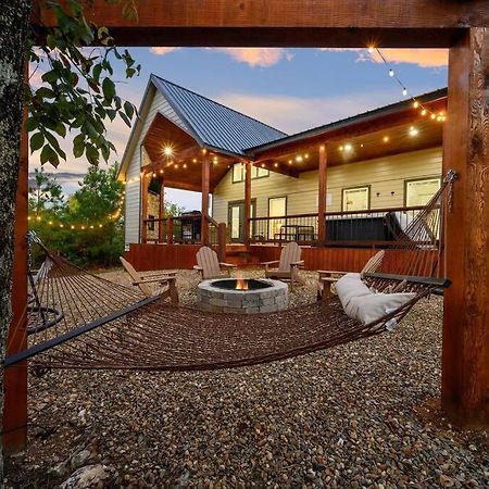 Villa Under The Stars - Secluded, Hot Tub, Firepit, Games Broken Bow Esterno foto