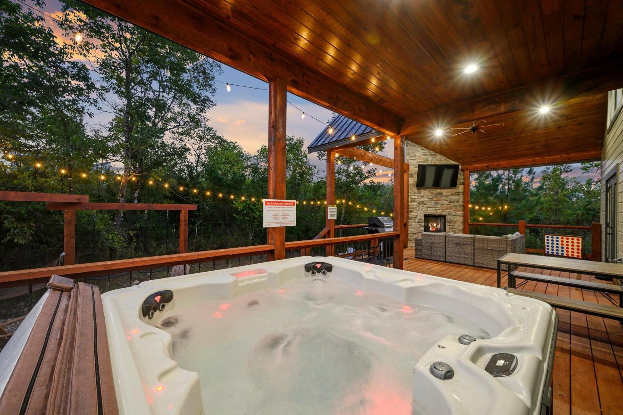Villa Under The Stars - Secluded, Hot Tub, Firepit, Games Broken Bow Esterno foto
