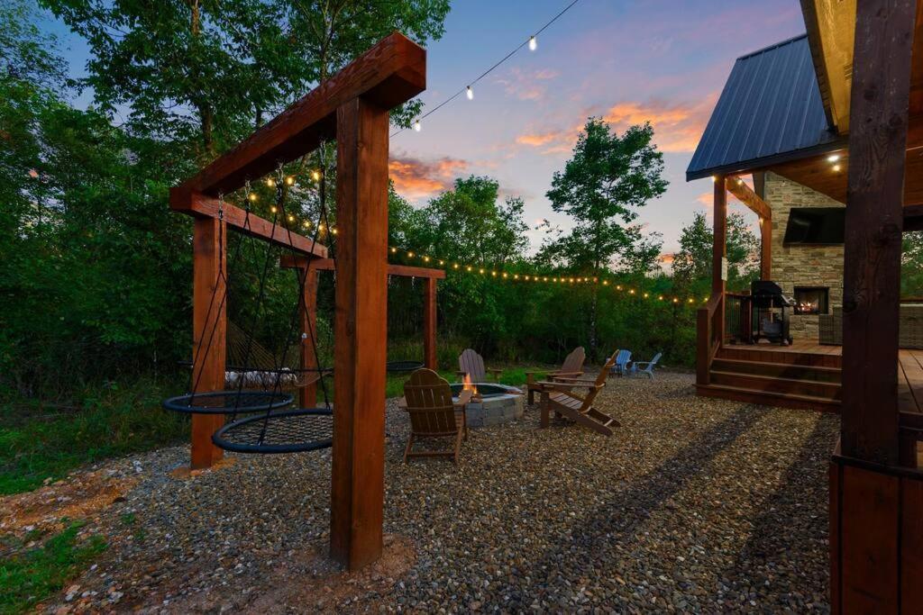 Villa Under The Stars - Secluded, Hot Tub, Firepit, Games Broken Bow Esterno foto
