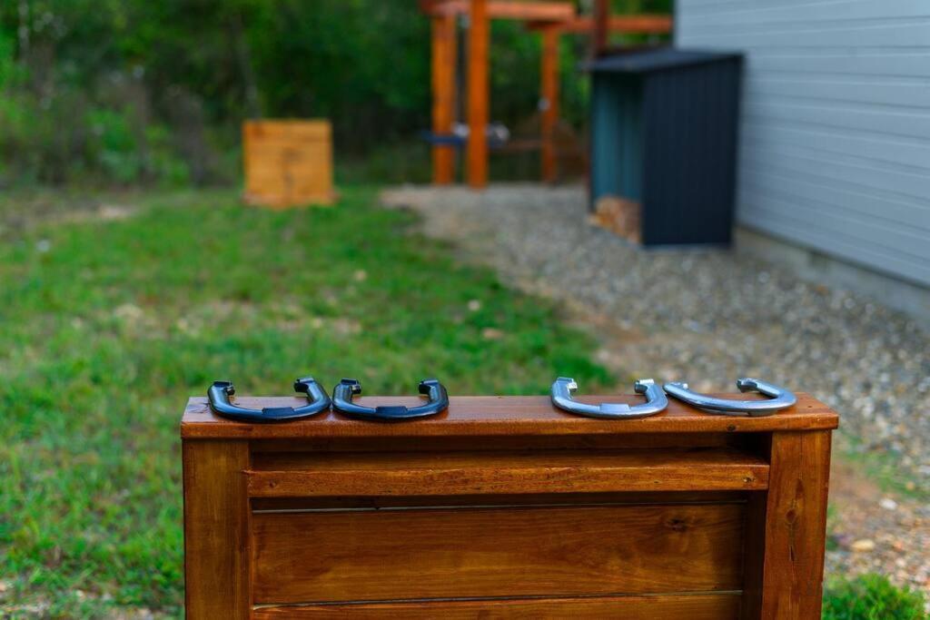 Villa Under The Stars - Secluded, Hot Tub, Firepit, Games Broken Bow Esterno foto