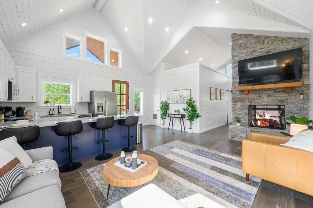 Villa Under The Stars - Secluded, Hot Tub, Firepit, Games Broken Bow Esterno foto