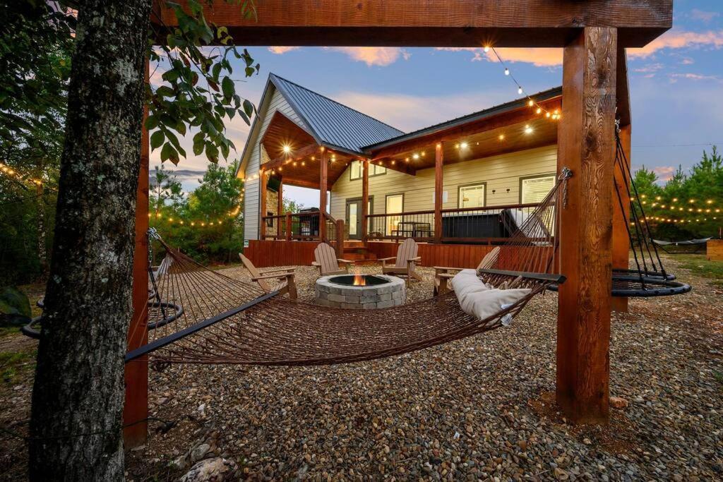 Villa Under The Stars - Secluded, Hot Tub, Firepit, Games Broken Bow Esterno foto